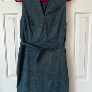 Gray/Green Sleeveless Dress